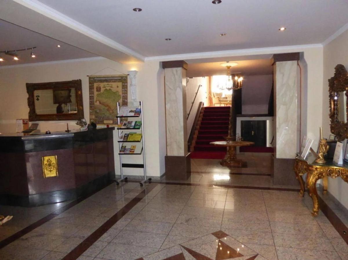 Viilla Rezidence Bed & Breakfast Kudowa Zdroj Exterior photo